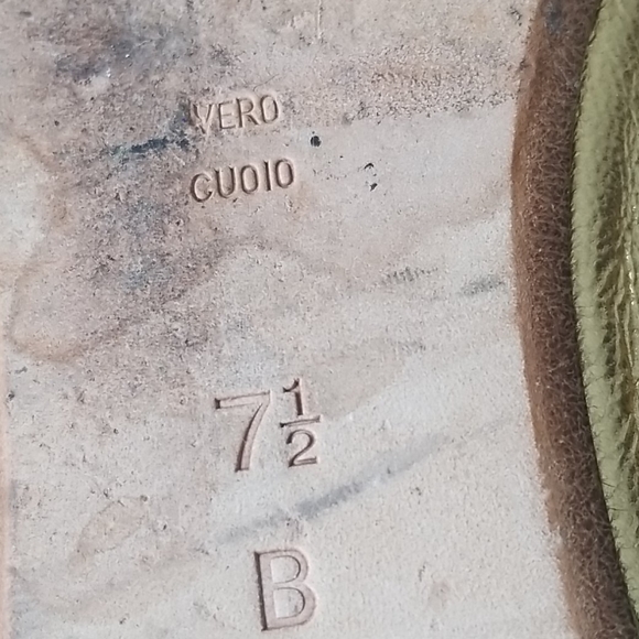 Gold ballet beaded shoes, - Picture 8 of 8